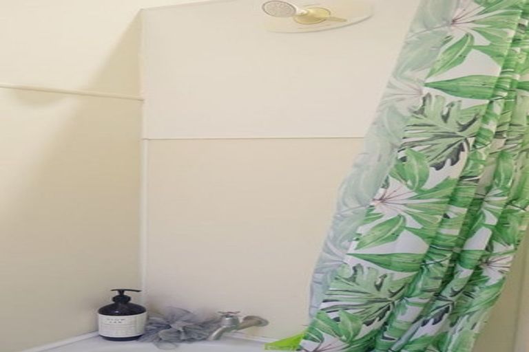 Photo of property in 71 Pirie Street, Mount Victoria, Wellington, 6011