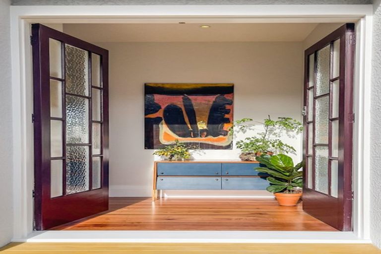 Photo of property in 56 Medway Street, Richmond, Christchurch, 8013