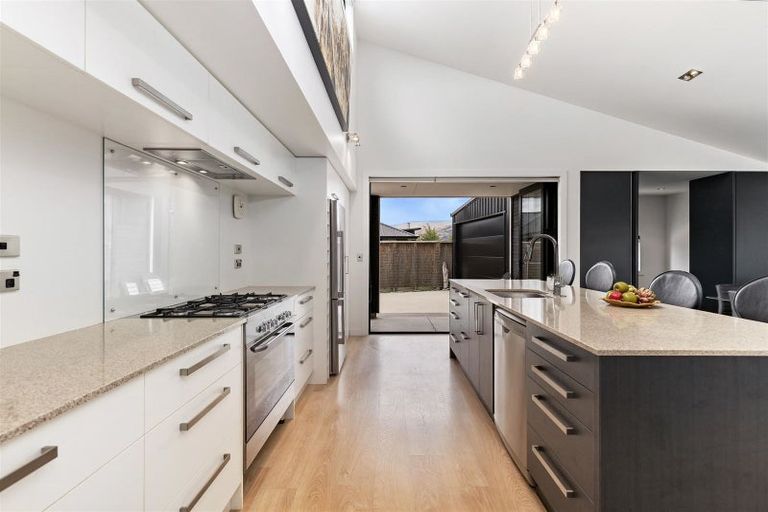 Photo of property in 5 Poppy Lane, Albert Town, Wanaka, 9305