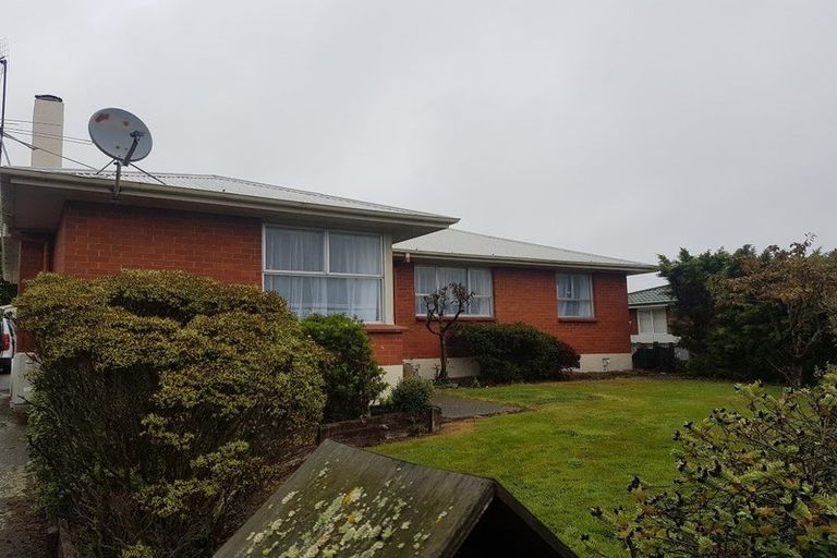 Photo of property in 37 Ash Street, Newfield, Invercargill, 9812