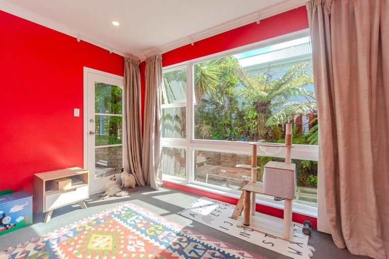 Photo of property in 118 Ohiro Road, Brooklyn, Wellington, 6021