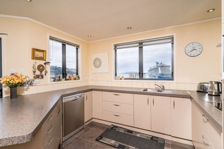 Photo of property in 18 Mount Street, Port Chalmers, 9023