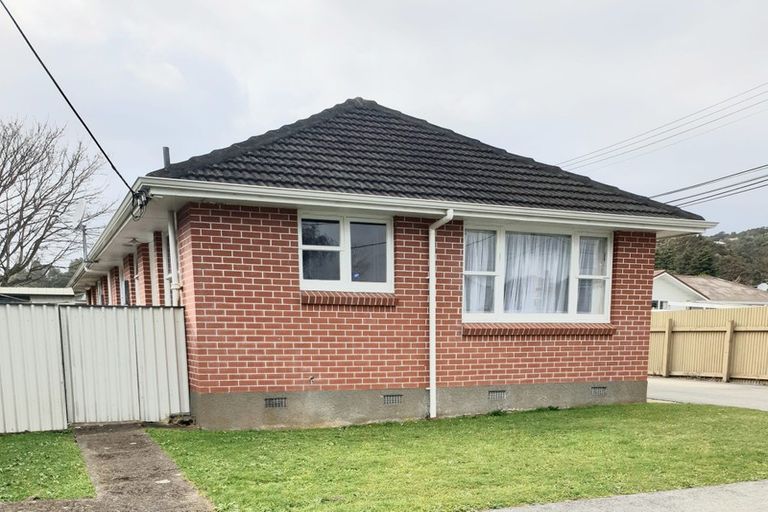 Photo of property in 1/8c Exchange Street, Ebdentown, Upper Hutt, 5018