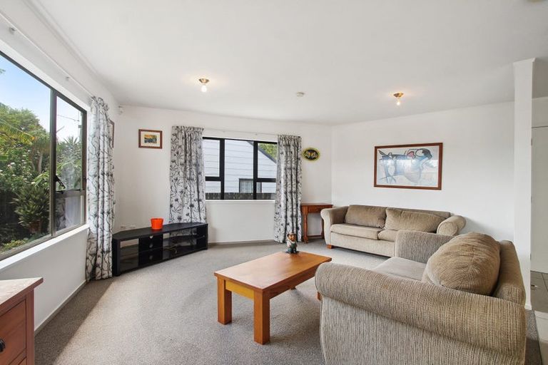 Photo of property in 7 Taihiki Road, Clarks Beach, 2122