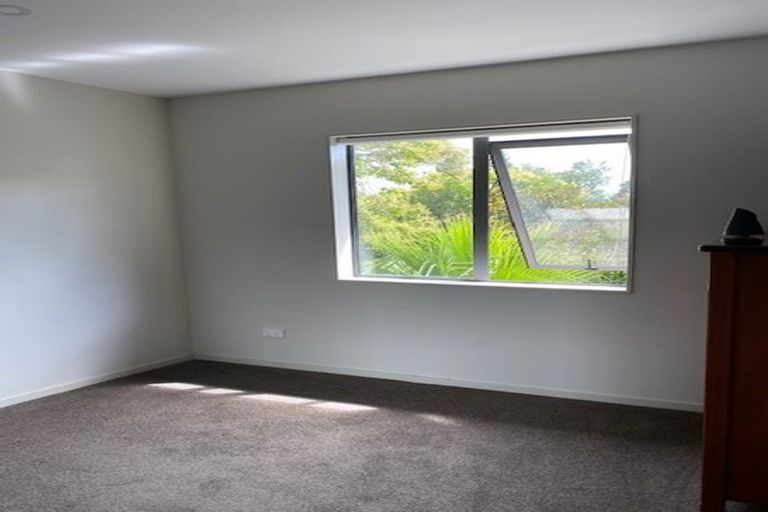 Photo of property in 53a Pomaria Road, Henderson, Auckland, 0610
