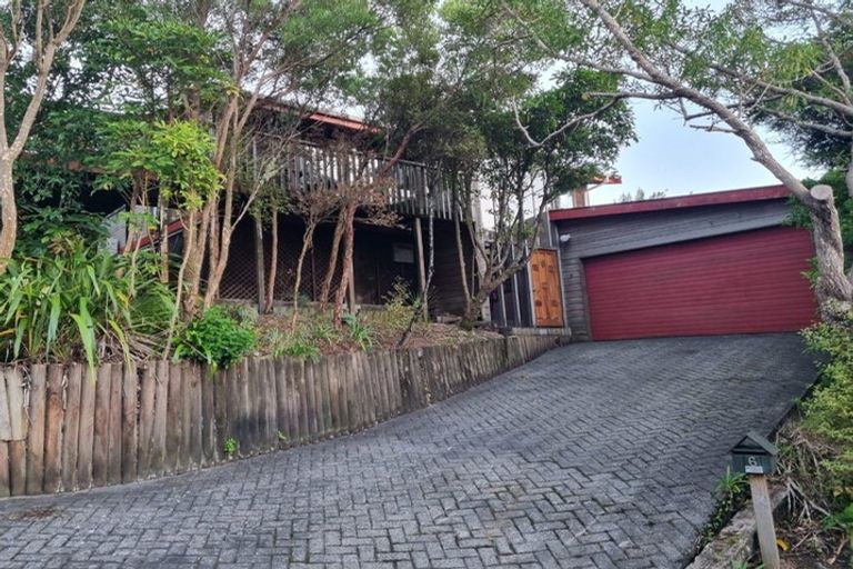 Photo of property in 6 Jacaranda Grove, Maungaraki, Lower Hutt, 5010