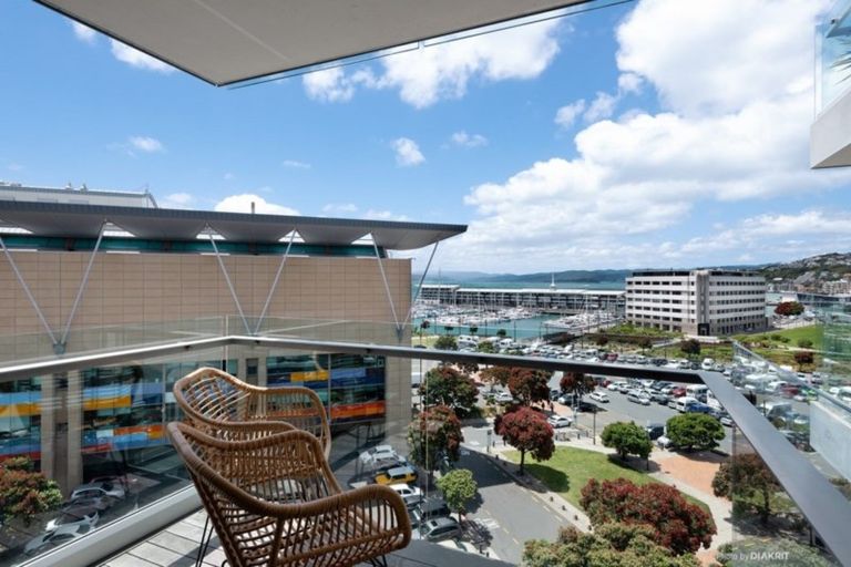 Photo of property in Piermont Apartments, 7b/82 Cable Street, Te Aro, Wellington, 6011