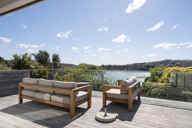Photo of property in 29 Seaview Road, Paremata, Porirua, 5024