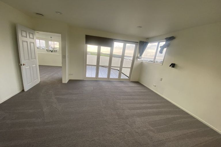 Photo of property in 14 Toroa Street, Torbay, Auckland, 0630