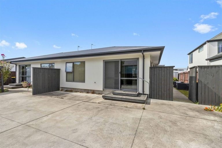 Photo of property in 2/24 Forth Street, Richmond, Christchurch, 8013