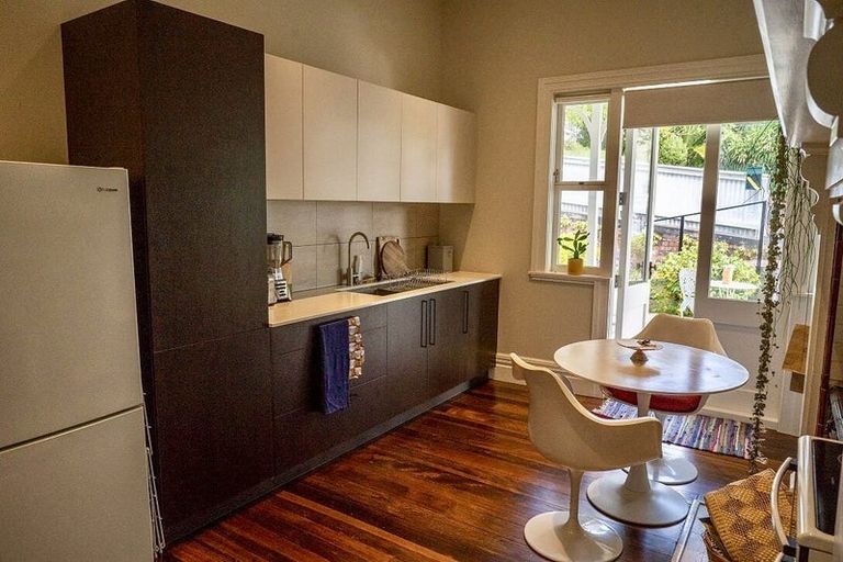 Photo of property in 9 Tudor Street, Devonport, Auckland, 0624