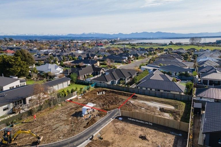 Photo of property in 2 Blackbarn Close, Richmond, 7020