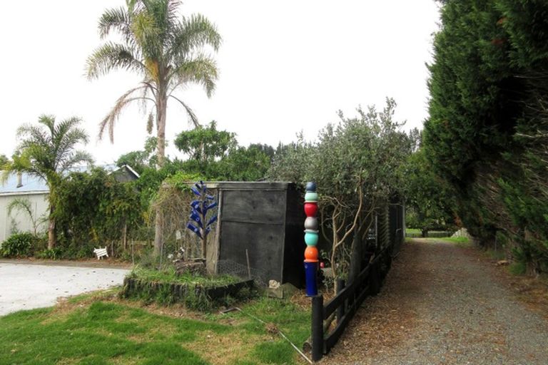 Photo of property in 94 Maungakaramea Road, Puwera, Whangarei, 0178