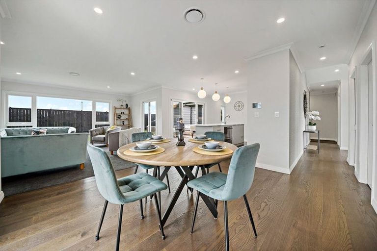 Photo of property in 36 Te Rata Boulevard, Karaka, 2124