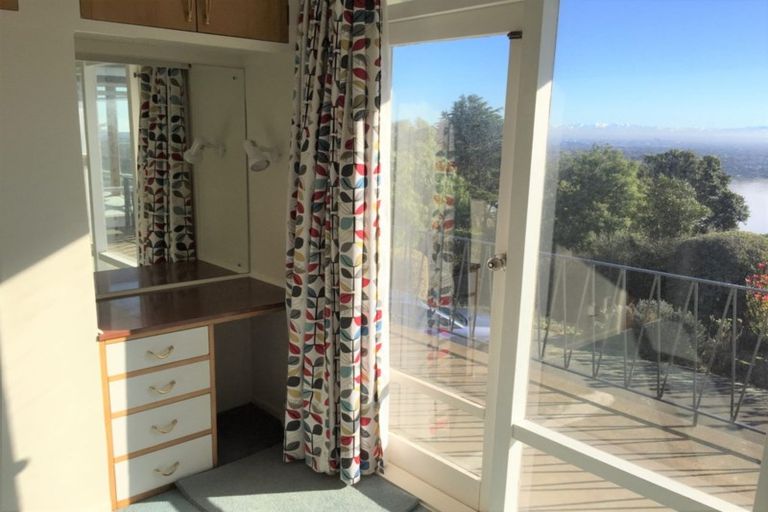 Photo of property in 304 Cannon Hill Crescent, Mount Pleasant, Christchurch, 8081