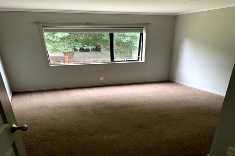 Photo of property in 2/17 Kennedy Avenue, Forrest Hill, Auckland, 0620