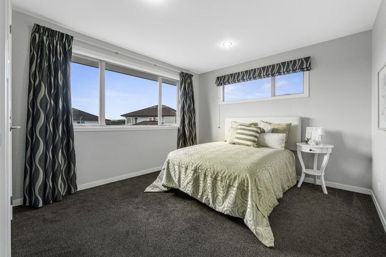 Photo of property in 6 Milano Boulevard, Karaka, Papakura, 2113