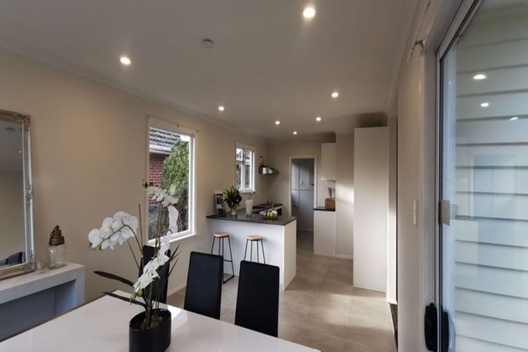 Photo of property in 9 Mappleton Avenue, Burnside, Christchurch, 8053