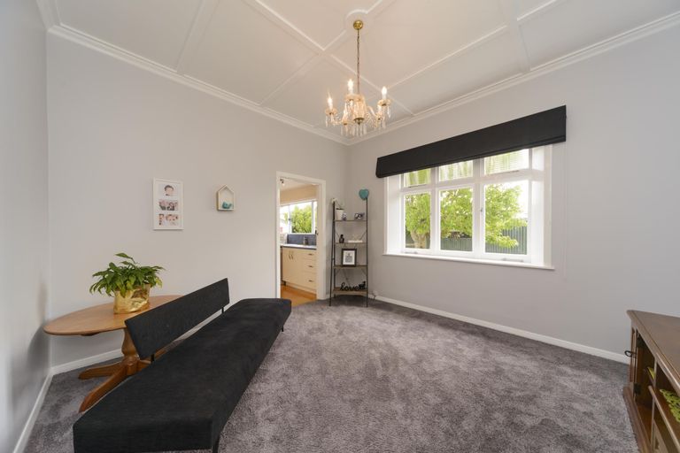 Photo of property in 17 Keeling Street, West End, Palmerston North, 4412