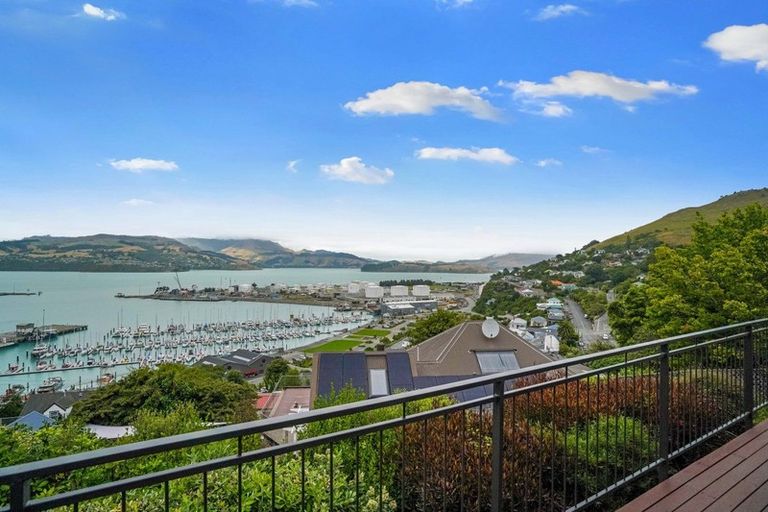 Photo of property in 9 Dudley Road, Lyttelton, 8082