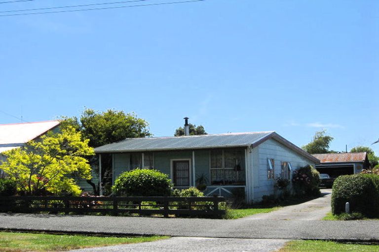 Photo of property in 21 Bright Street, Westport, 7825