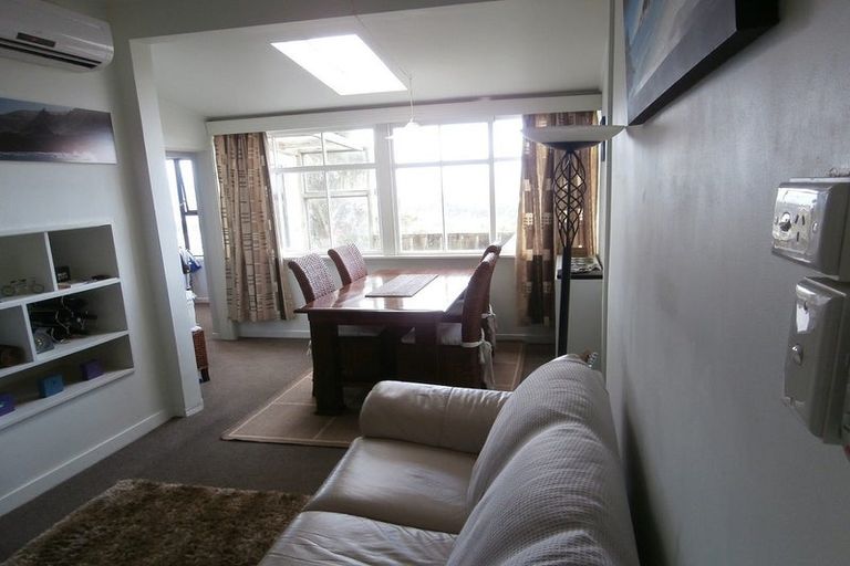 Photo of property in 107 The Ridgeway, Mornington, Wellington, 6021