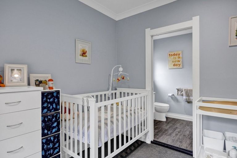 Photo of property in 4 Manatu Lane, Inglewood, 4330