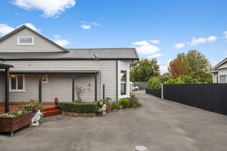 Photo of property in 12 Medway Street, Richmond, Christchurch, 8013