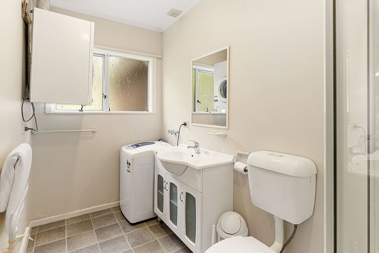 Photo of property in 11 Cecil Road, Tawa, Wellington, 5028