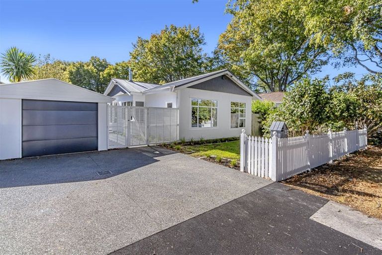 Photo of property in 32 Massey Crescent, St Albans, Christchurch, 8014
