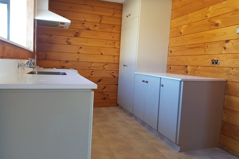 Photo of property in 17 Centennial Avenue, Riccarton, Christchurch, 8041