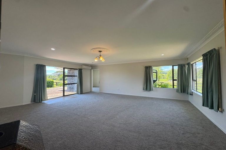 Photo of property in 328 Tourist Road, Clevedon, Papakura, 2585