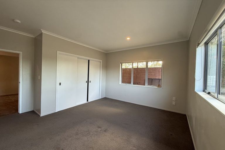 Photo of property in 115 Riverhead Road, Kumeu, 0892
