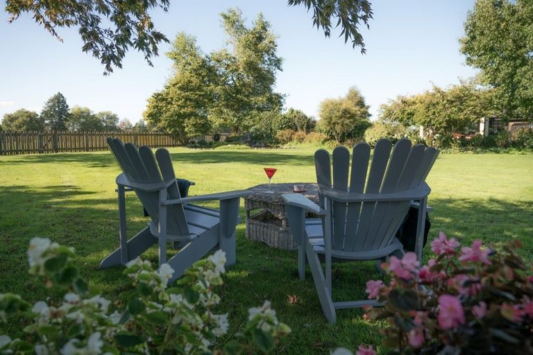 Photo of property in 16 Cowley Drive, Leamington, Cambridge, 3432