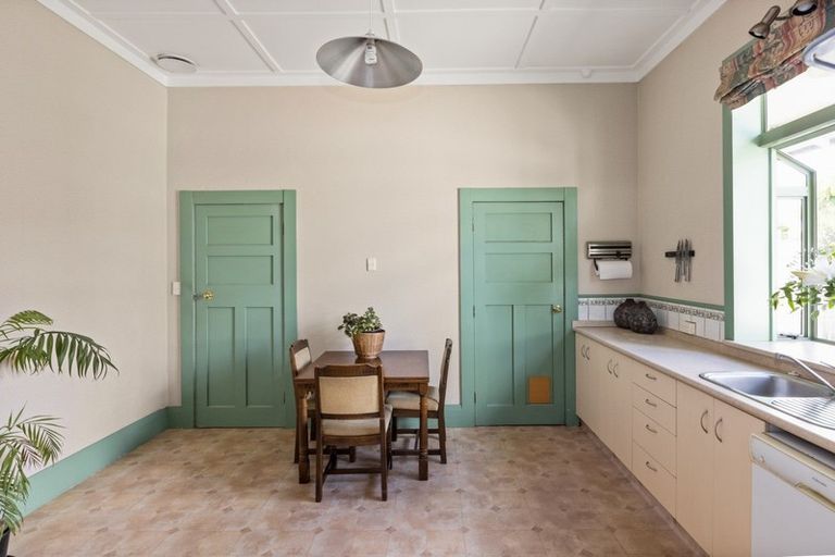 Photo of property in 200 Davis Street, Saint Leonards, Hastings, 4120