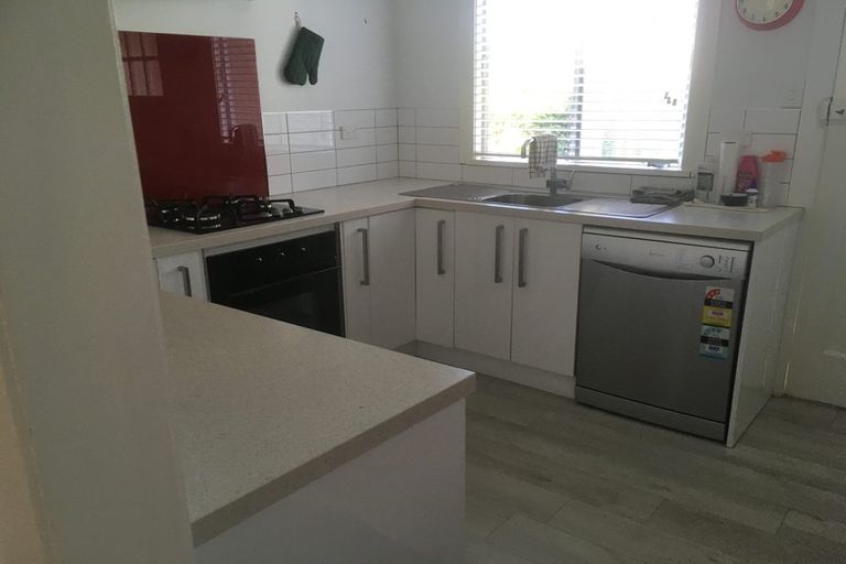 Photo of property in 18 Edgecumbe Road, Tauranga, 3110