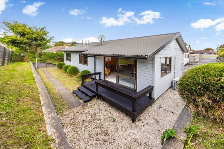 Photo of property in 3/32 Great South Road, Papakura, 2110