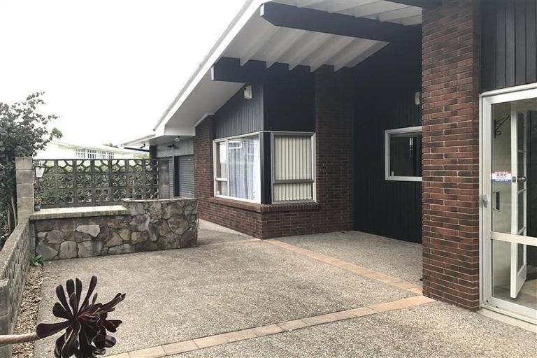 Photo of property in 22 Carlton Crescent, Te Kamo, Whangarei, 0112