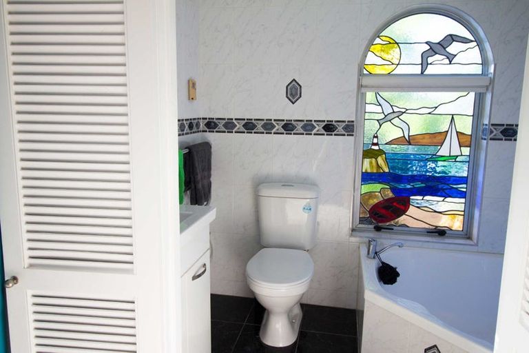 Photo of property in 36 Duncansby Road, Stanmore Bay, Whangaparaoa, 0932