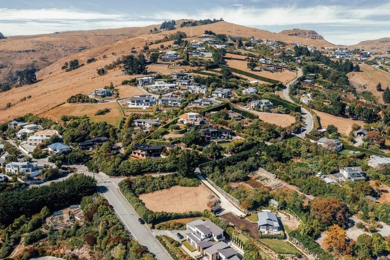 Photo of property in 162 Glenstrae Road, Redcliffs, Christchurch, 8081