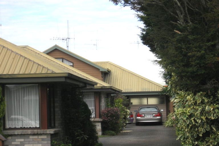 Photo of property in 2/14 Twelfth Avenue, Tauranga South, Tauranga, 3112