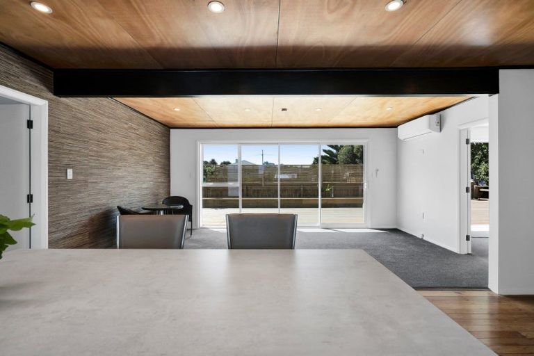 Photo of property in 35 Dorset Street, Opunake, 4616