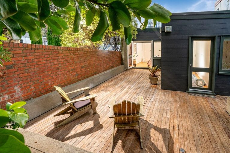 Photo of property in 31 Aro Street, Aro Valley, Wellington, 6021