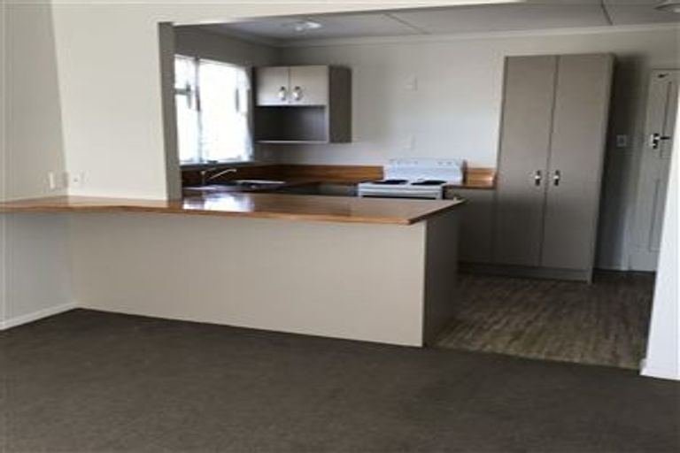 Photo of property in 2 Rutland Street, Levin, 5510