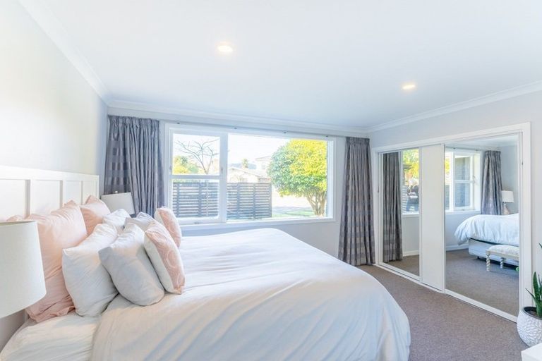 Photo of property in 27 Callender Terrace, Paraparaumu Beach, Paraparaumu, 5032