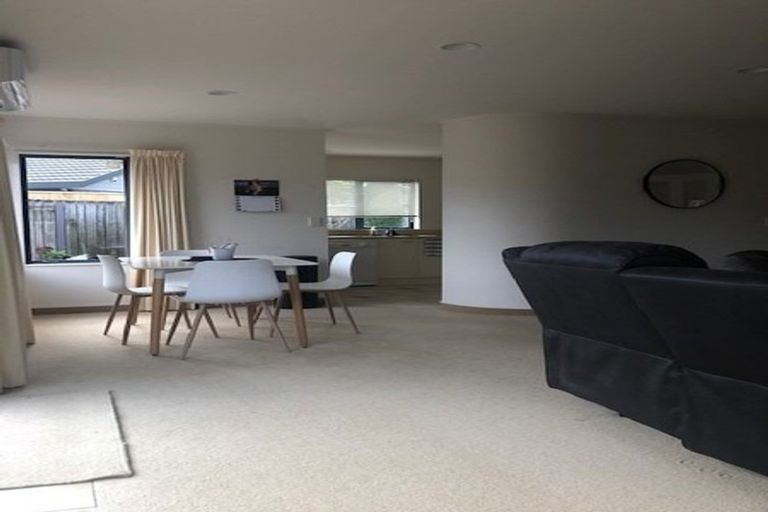 Photo of property in 9 Stella Court, Paraparaumu, 5032