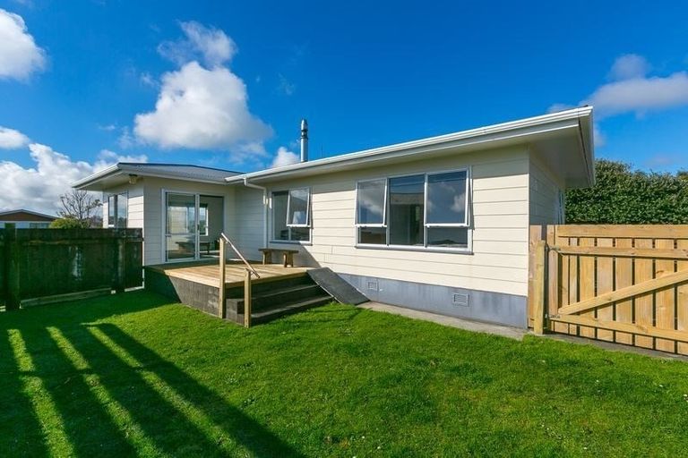 Photo of property in 23 Sunnyvale Street, Bell Block, New Plymouth, 4312