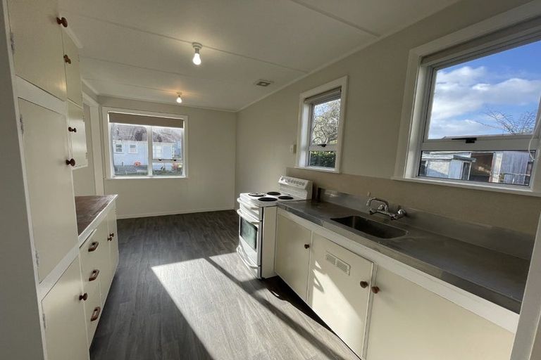 Photo of property in 46 Molesworth Street, Taita, Lower Hutt, 5011