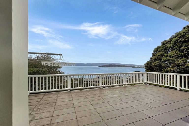 Photo of property in 1/89 Barnard Street, Wadestown, Wellington, 6012