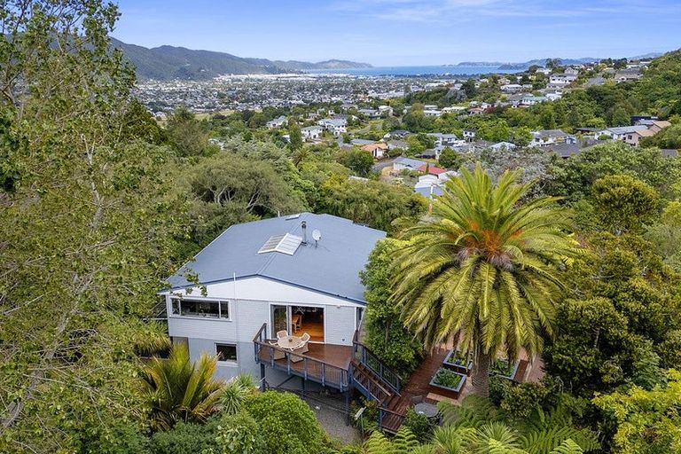 Photo of property in 106 Park Road, Belmont, Lower Hutt, 5010